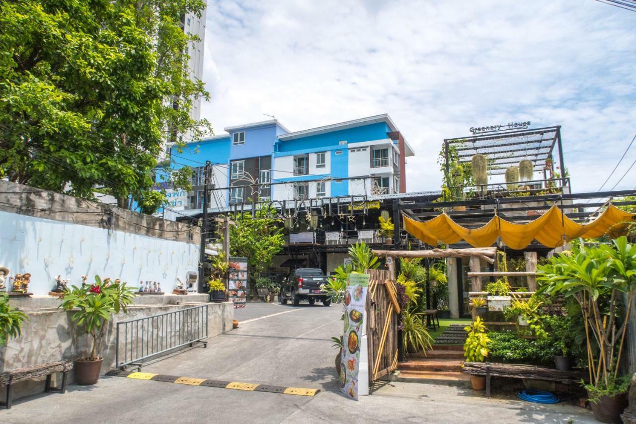 Apartamento The Quarter Wutthakat Bangkok Exterior foto